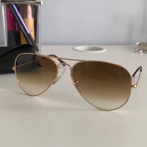 ray ban aviator gradient